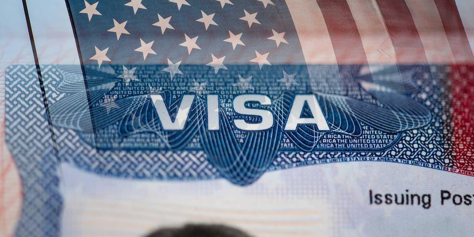  Visa EB-5: ¡La puerta de entrada a la residencia americana a través de la inversión inmobiliaria en Miami! Despeja tus dudas sobre este programa y sus beneficios.